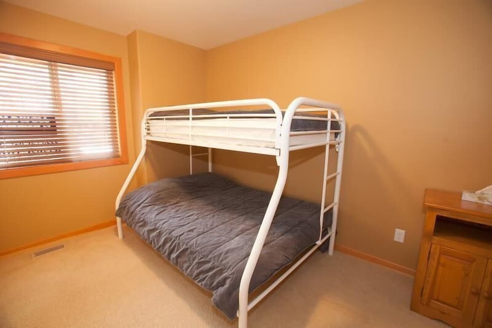 Keremeos Creek Crossing by Apex Accommo - Image 3