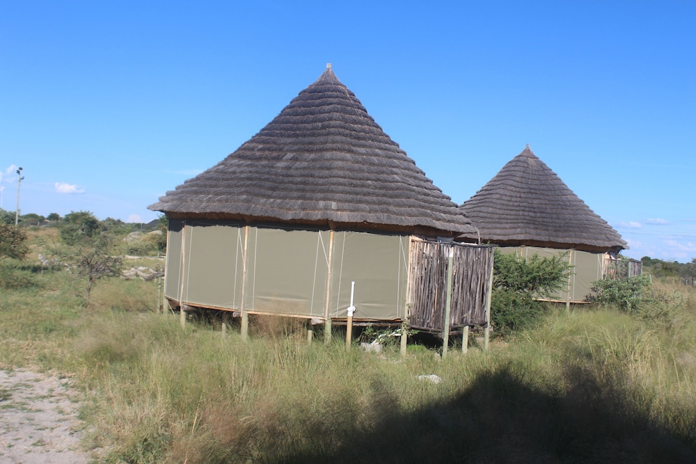 Pelican Lodge and Camping