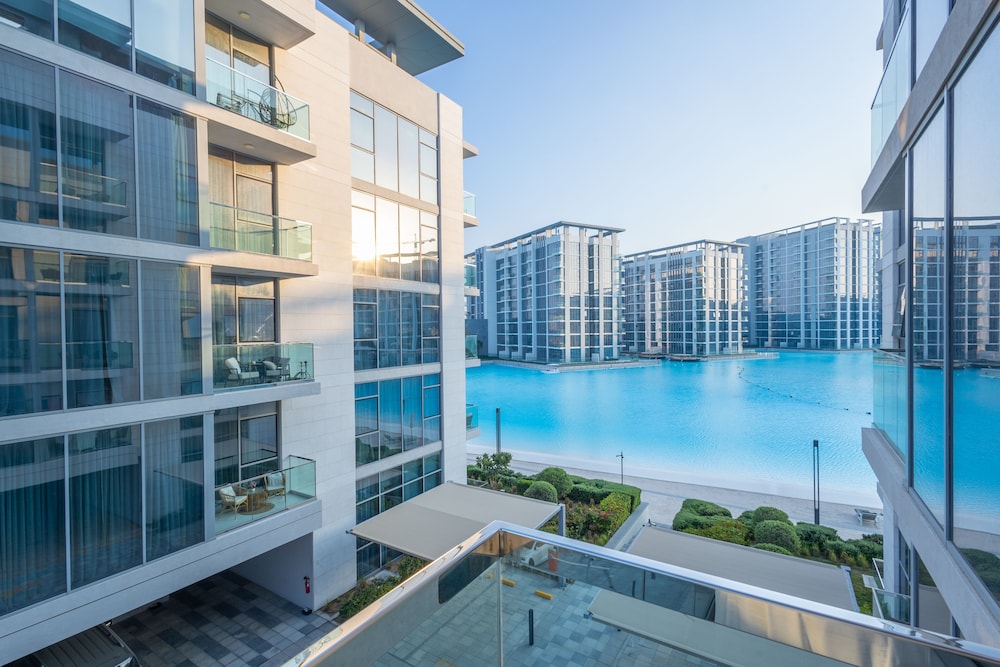 SuperHost - Serene 1BR in District One With Artificial Beach — Dubai