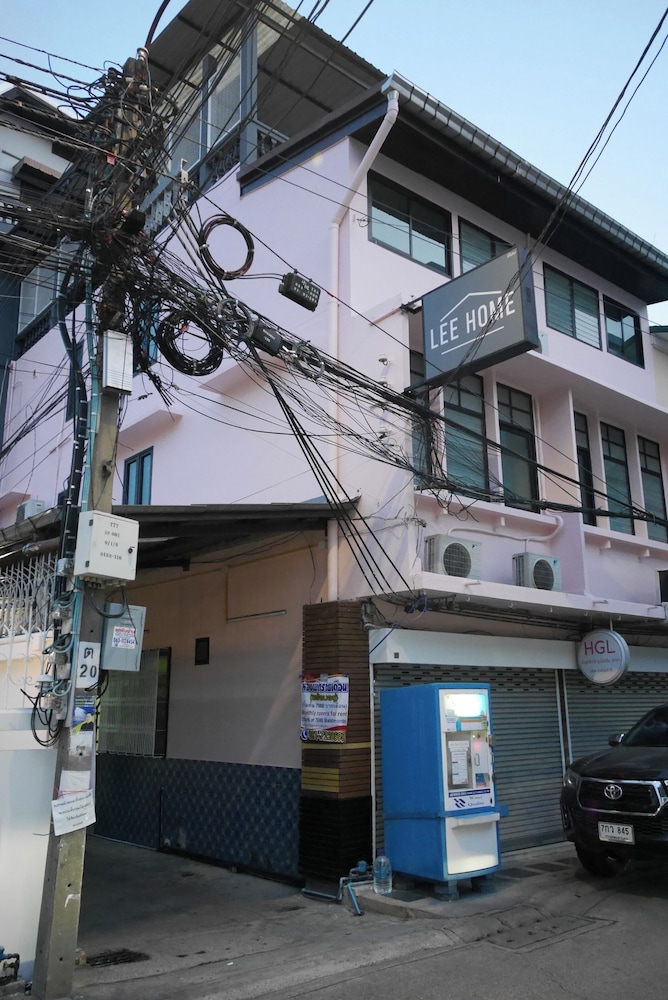 Lee Home Bangkok
