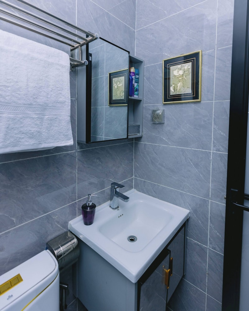 Stylish Studio in Smart Homes Kilimani,yaya Centre Nairobi,gym and Free Parking
