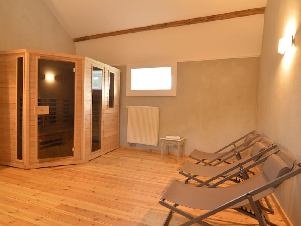 Luxurious Castle in Marchin With Infrared Sauna