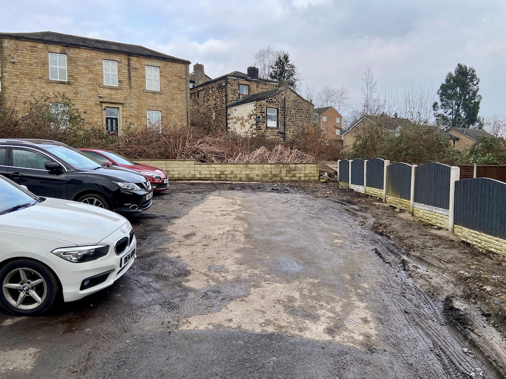 Comfortable 1 Bed Retreat in Batley - Sleeps 3