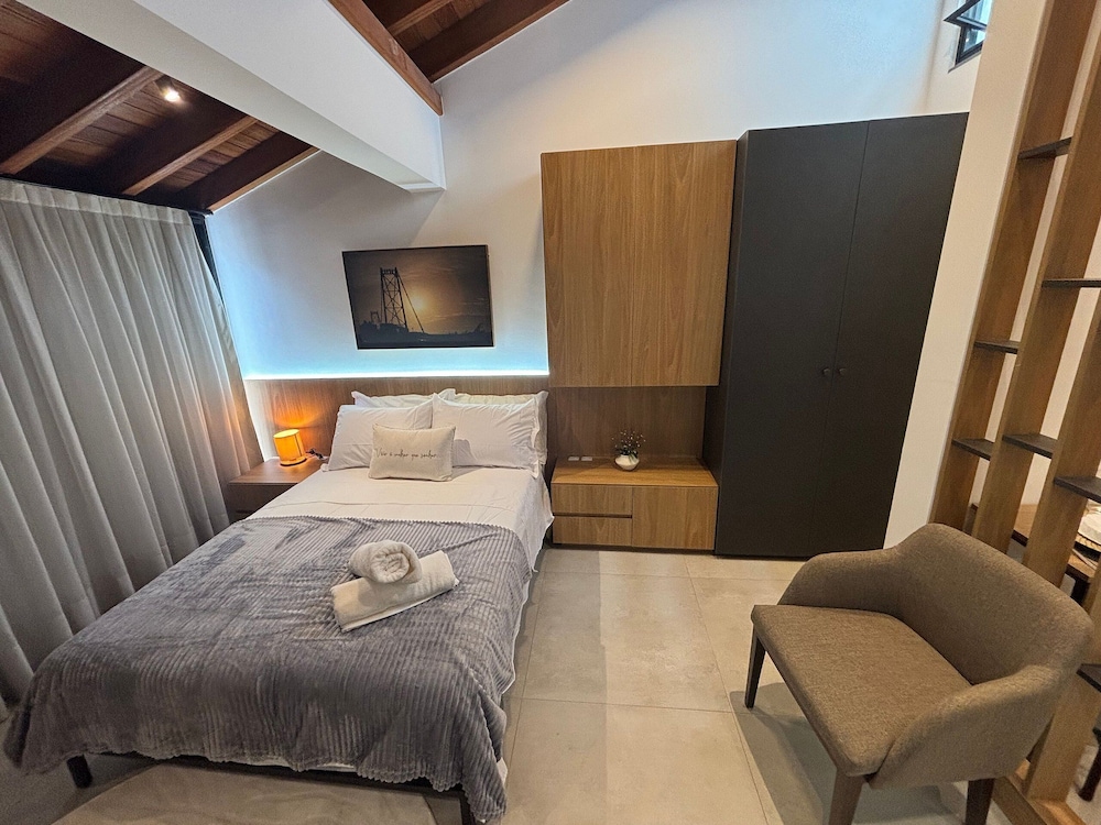Complete Studios in Downtown Floripa - CMA