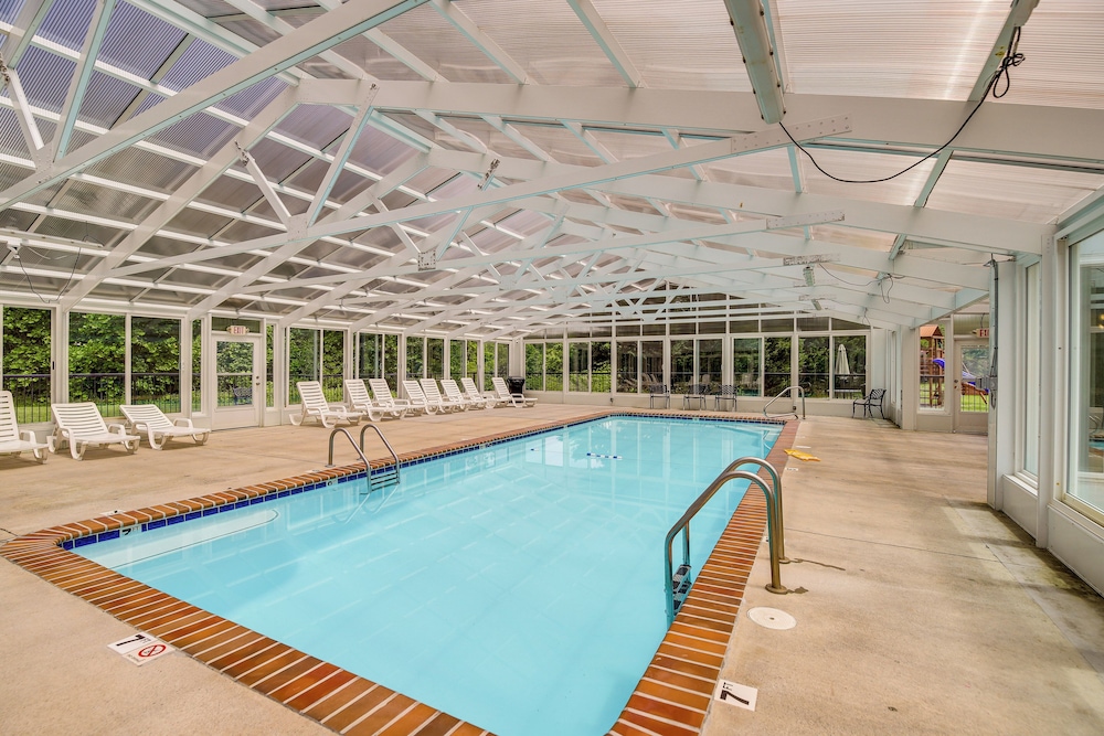 'mountain Escape' w/ Pool Access in Pigeon Forge!