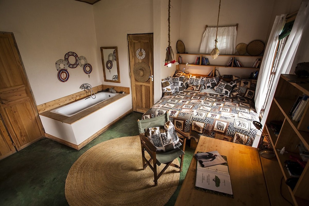 Nature Homes - Africa Amini Life