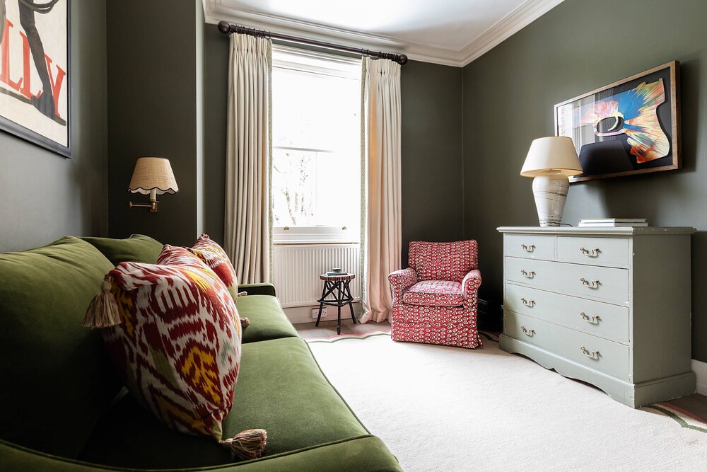 Chesilton Road by Onefinestay