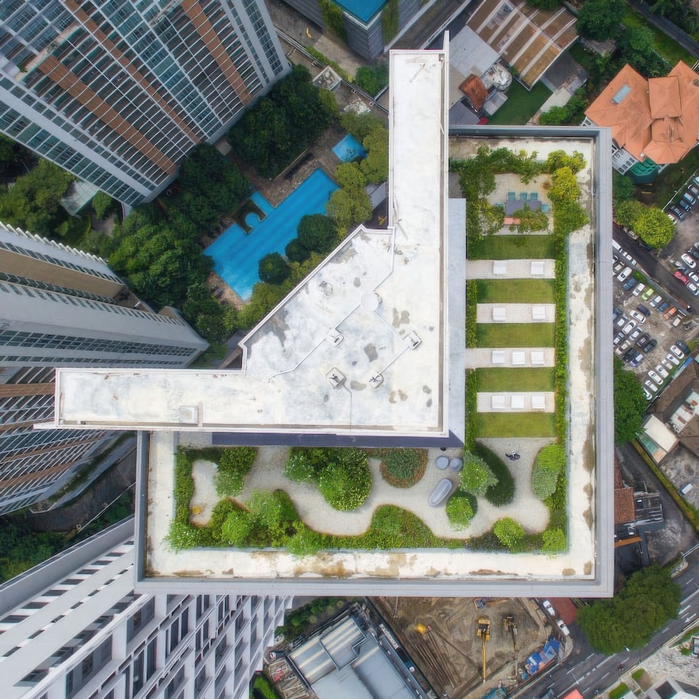Mews Luxe Residence Apartments