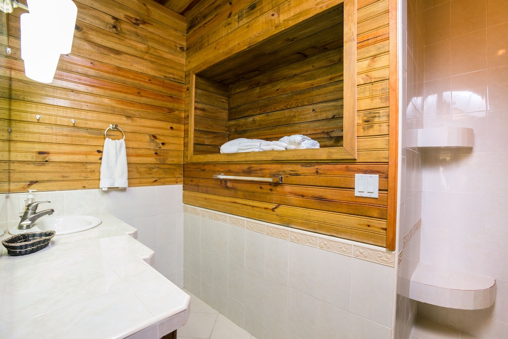 Guava Grove Resort & Villas