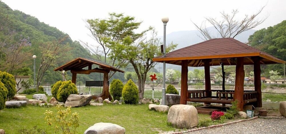 Bandi Hwangto Pension view 4