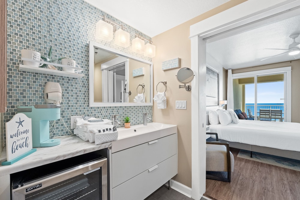 Grand Panama Beach Resort by Panhandle Getaways