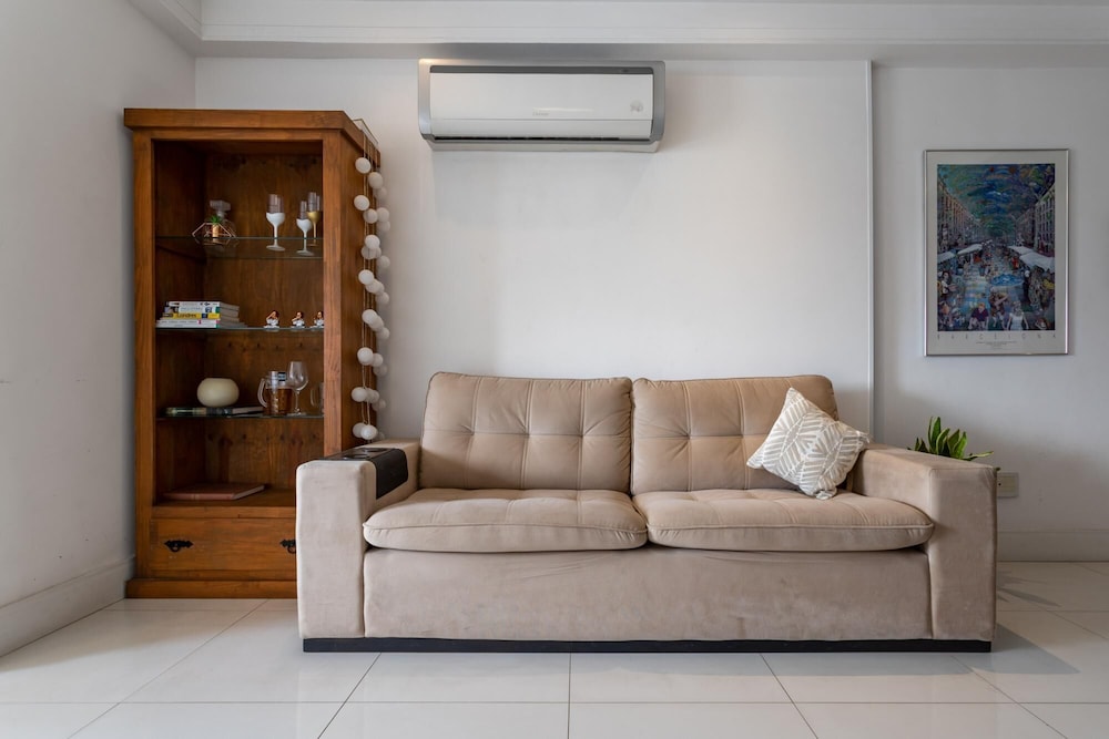 Coverage in Barra da Tijuca for 6 People Lc2207