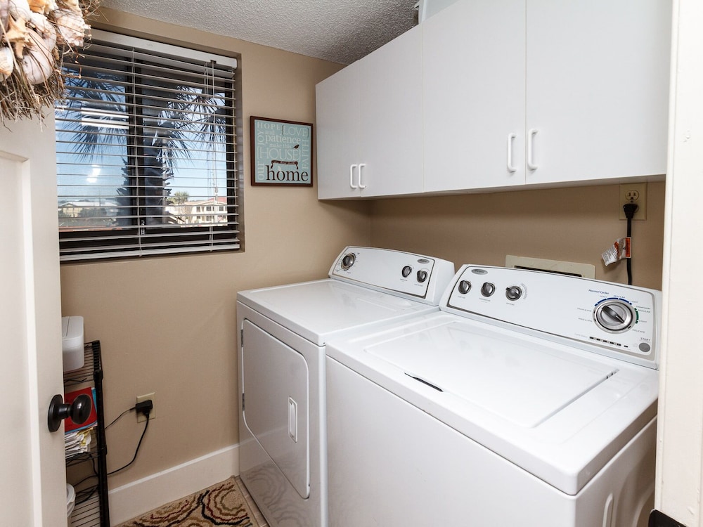 Surf Dweller 205 - Seaspray Getaway