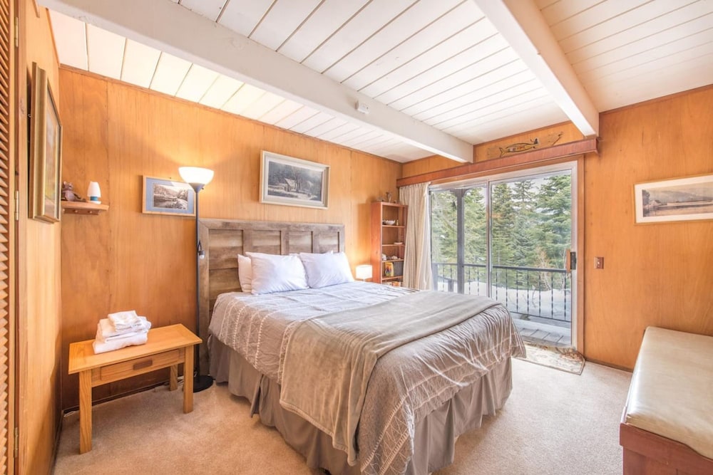 Mahogany by Avantstay Snowbird Cabin w Full Chamberlands Access