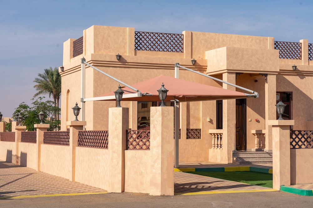 Al Bada Resort