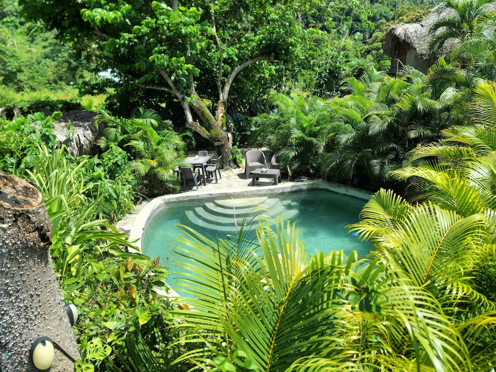 Bungalows India El Valle Samana