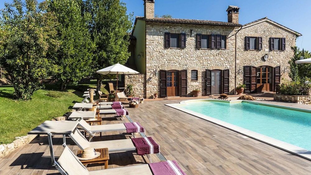 Photo 42