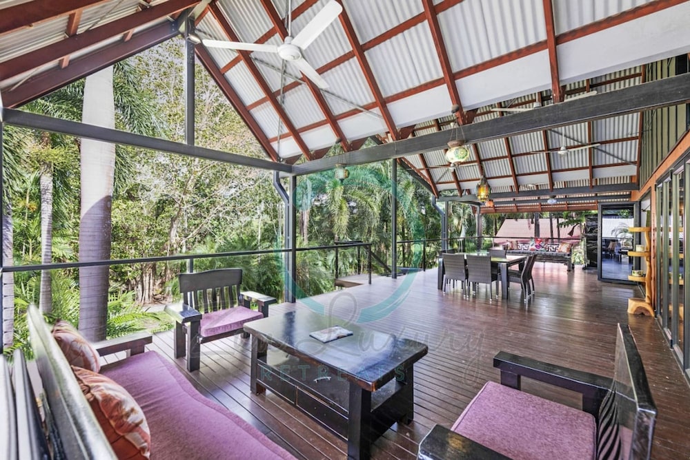 Picturesque Tranquil - Pool - BBQ - Golf Course