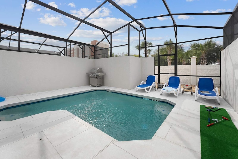 Vor5334aa: 4 Bed, Volcano Adventure, Pool
