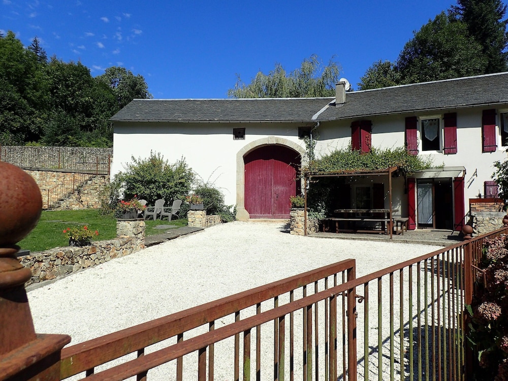 Beautiful 17th Century Character Residence