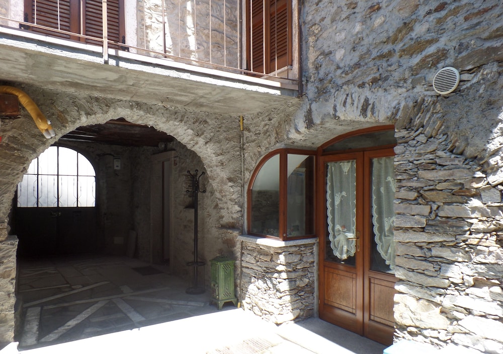 Photo 19