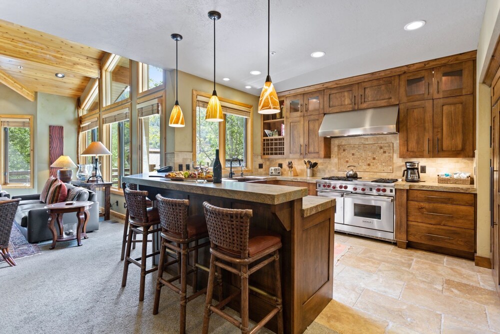 Trail's End Lodge at Deer Valley Resort - Four Bedroom Residence with Spa #12 4 Condo