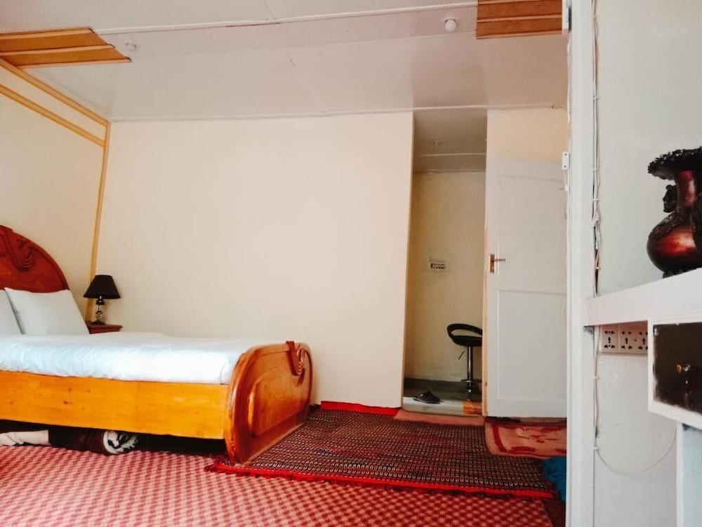 Golden Ibex Guest House view 5