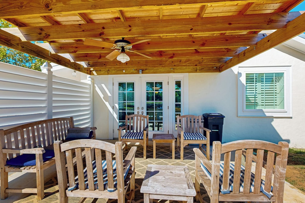 Dairy Cottage w/ Scenic Views, Outdoor Grilling