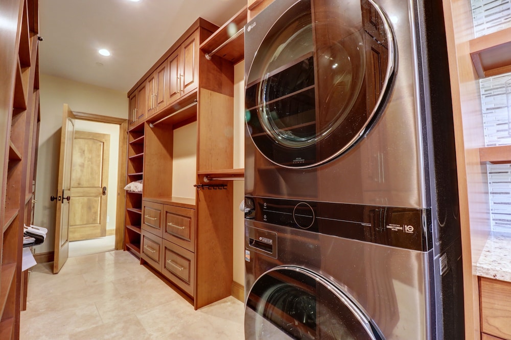Peakside Escape 178 3 Bedroom Home