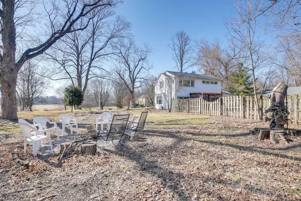Spacious & Updated Farmhouse in Yellow Springs