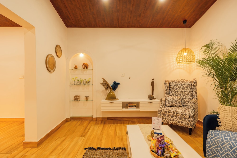 ELIVAAS House of Neptune 1 BHK Boutique