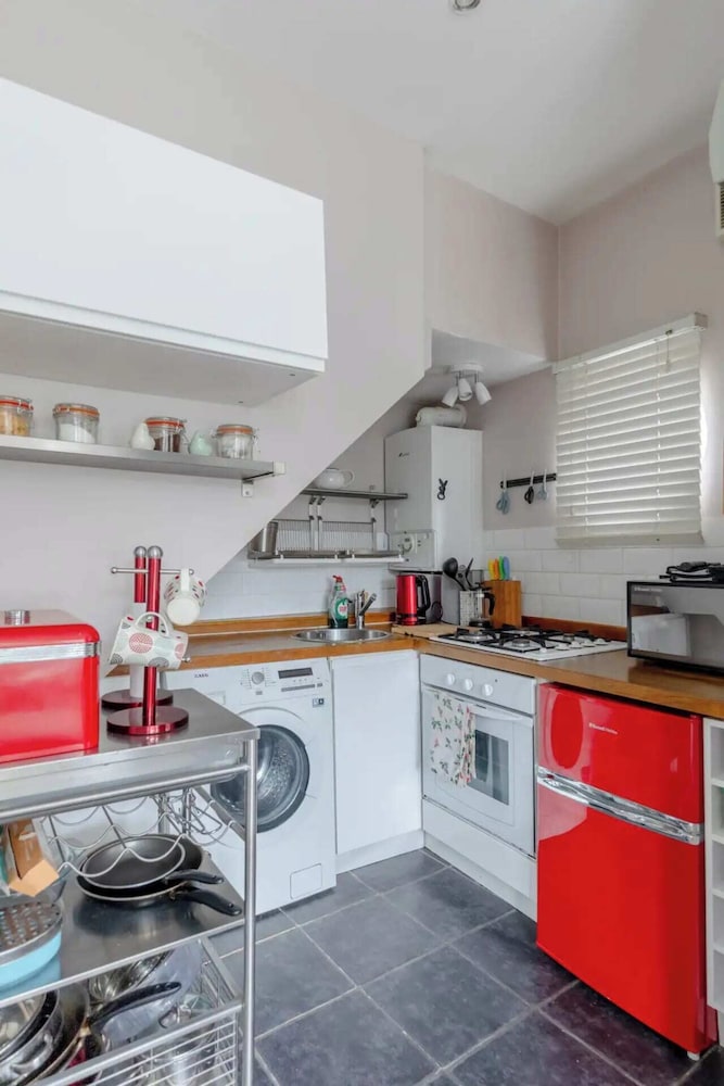 Tasteful & Homely 1BD Flat - Brixton