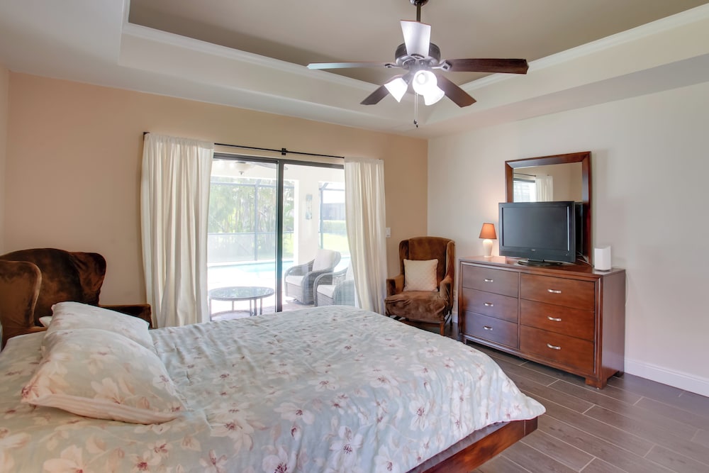 Family Retreat w/ Backyard Oasis in Cape Coral!