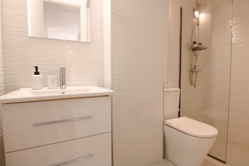 Phaedrus Living: Skiathos Luxury Residences Lime