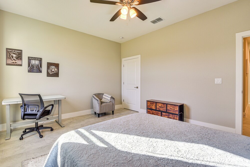 Peaceful Getaway in North Port w/ Spacious Yard