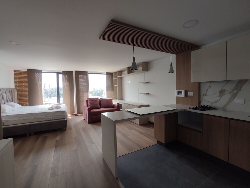 Modelia Living & Parking