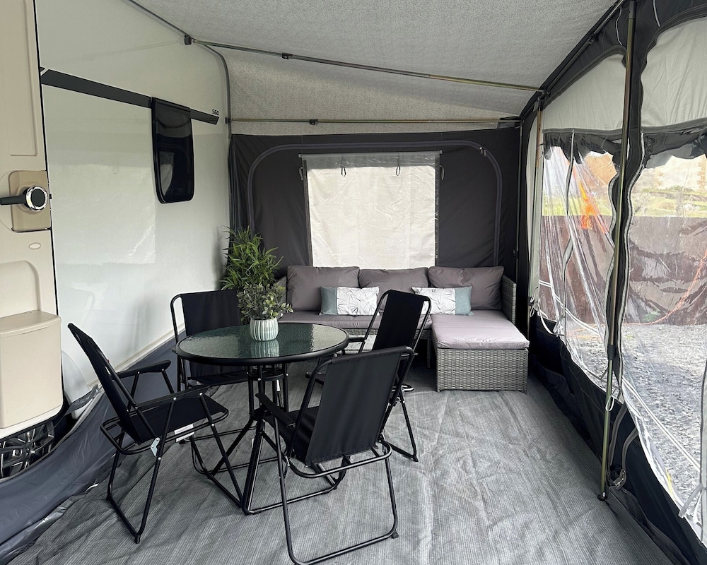 4 Guests - Pet Friendly - Durham Caravan Retreat