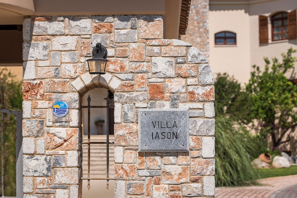 Iason Villas