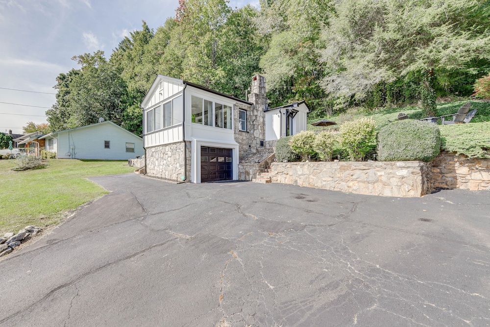 Updated + Modern Waynesville Cottage w/ Fire Pit view 3