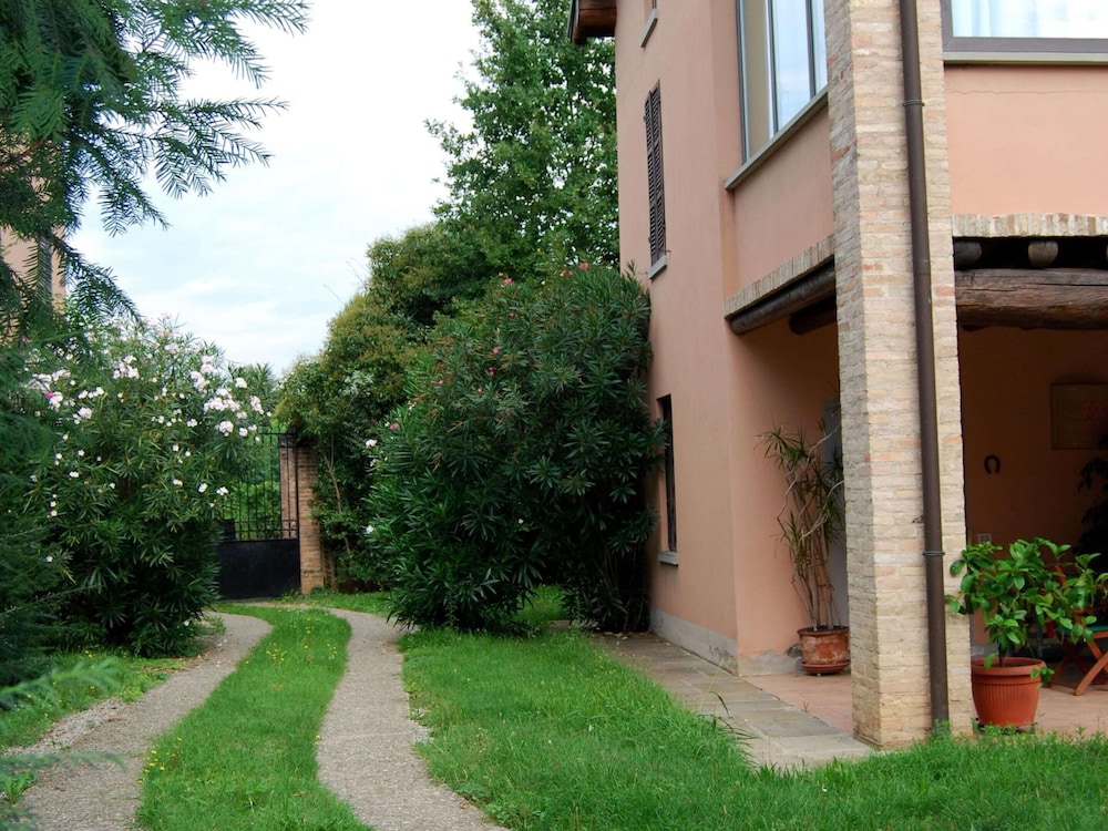Villa in Capriolo Near Lake Iseo view 3