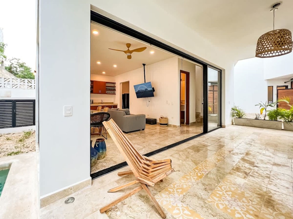 Amazing House With Private Pool in La Veleta