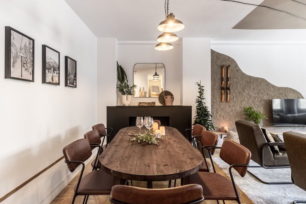 Arties - 4 Bedrooms Apartment in Almagro