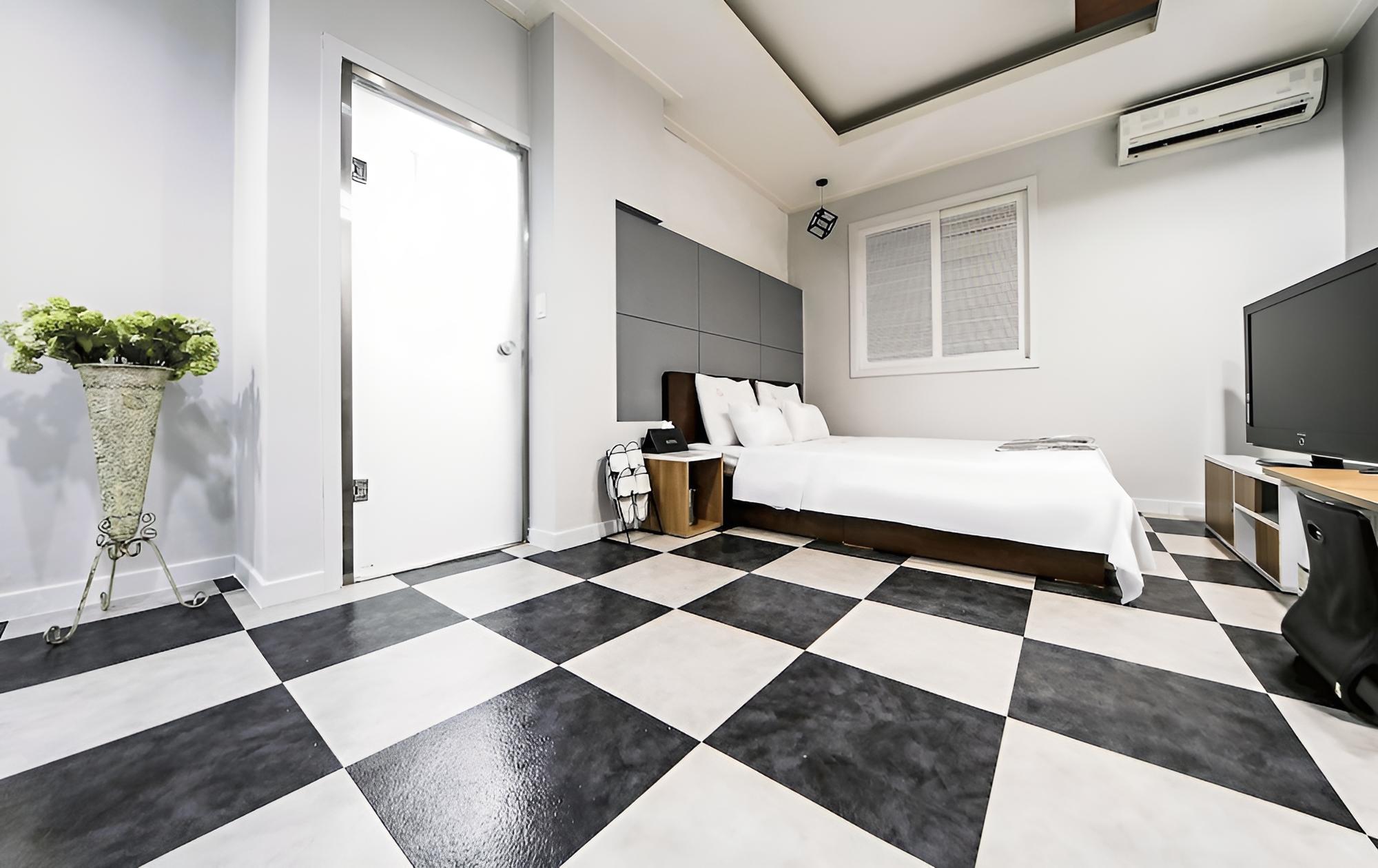 Chuncheon Hotel Ritz