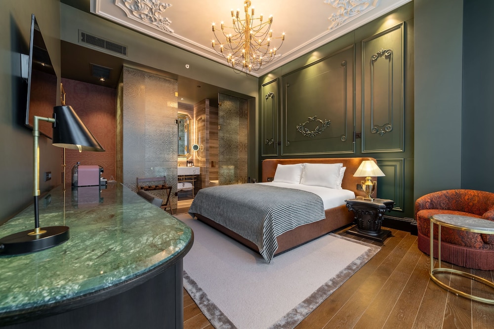 Orient Occident Hotel Istanbul, Autograph Collection 17