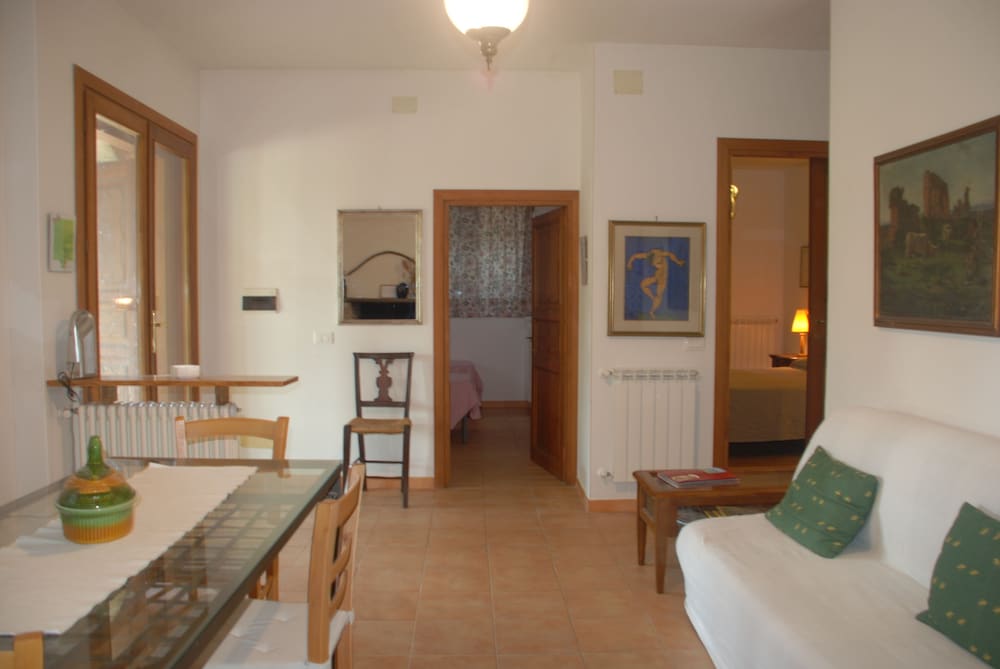 Silence and Relaxation for Families and Couples in the Countryside of Umbria view 2