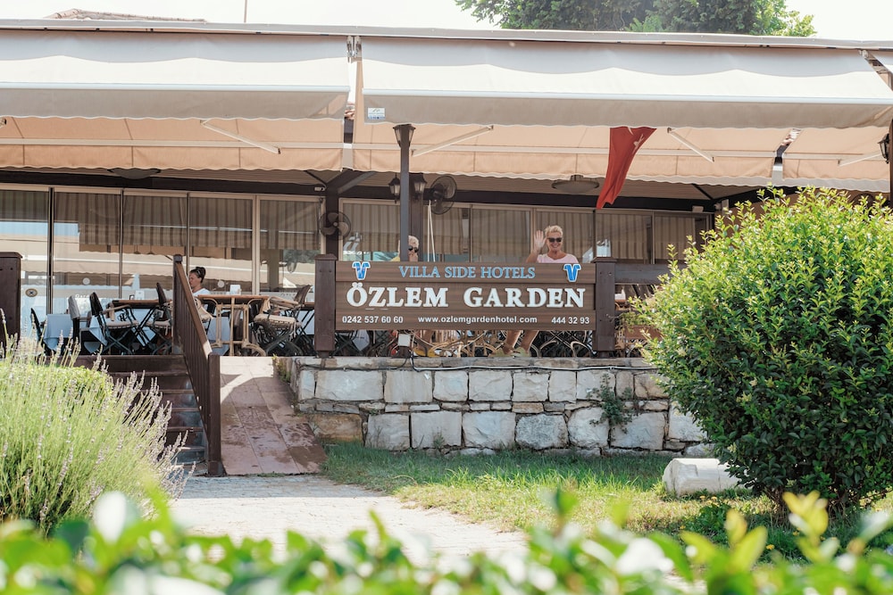 Hotel Ozlem Garden - All Inclusive