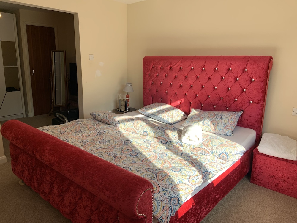 Beautiful big Independent Furnished Bungalow view 4