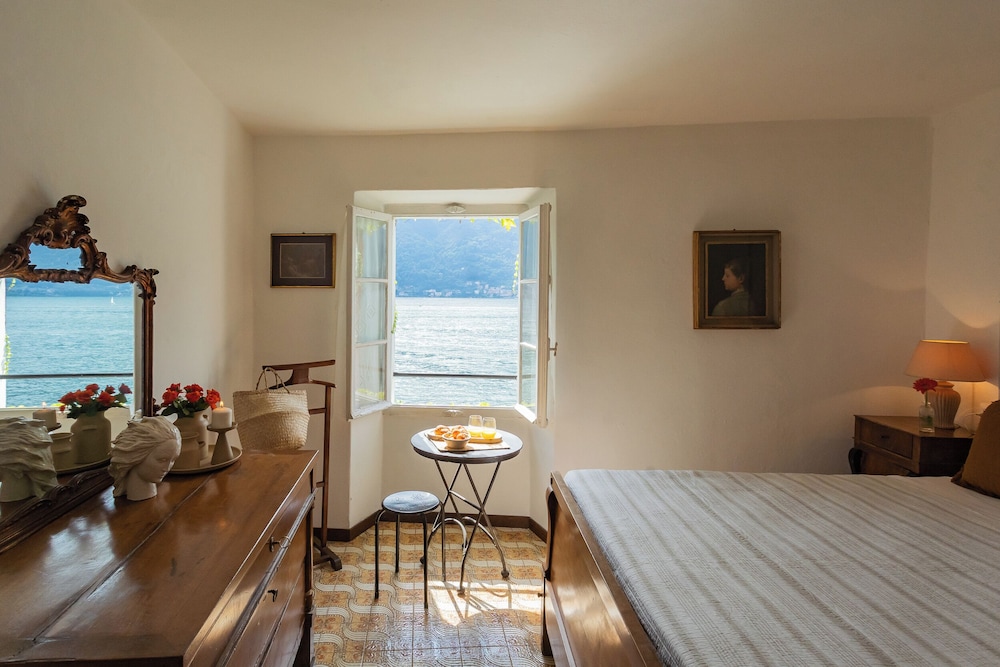 Terrace on Orrido di Nesso Waterfall by Rent all Como