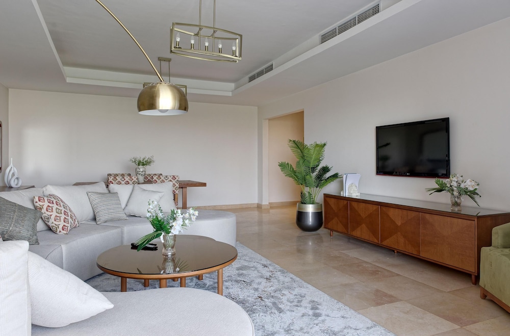 Vesta - Luxury Apt - 2Br - Cfc Xxiv