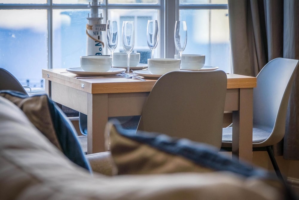 Skokholm Apartment - 3 Bedroom Apartment - Tenby